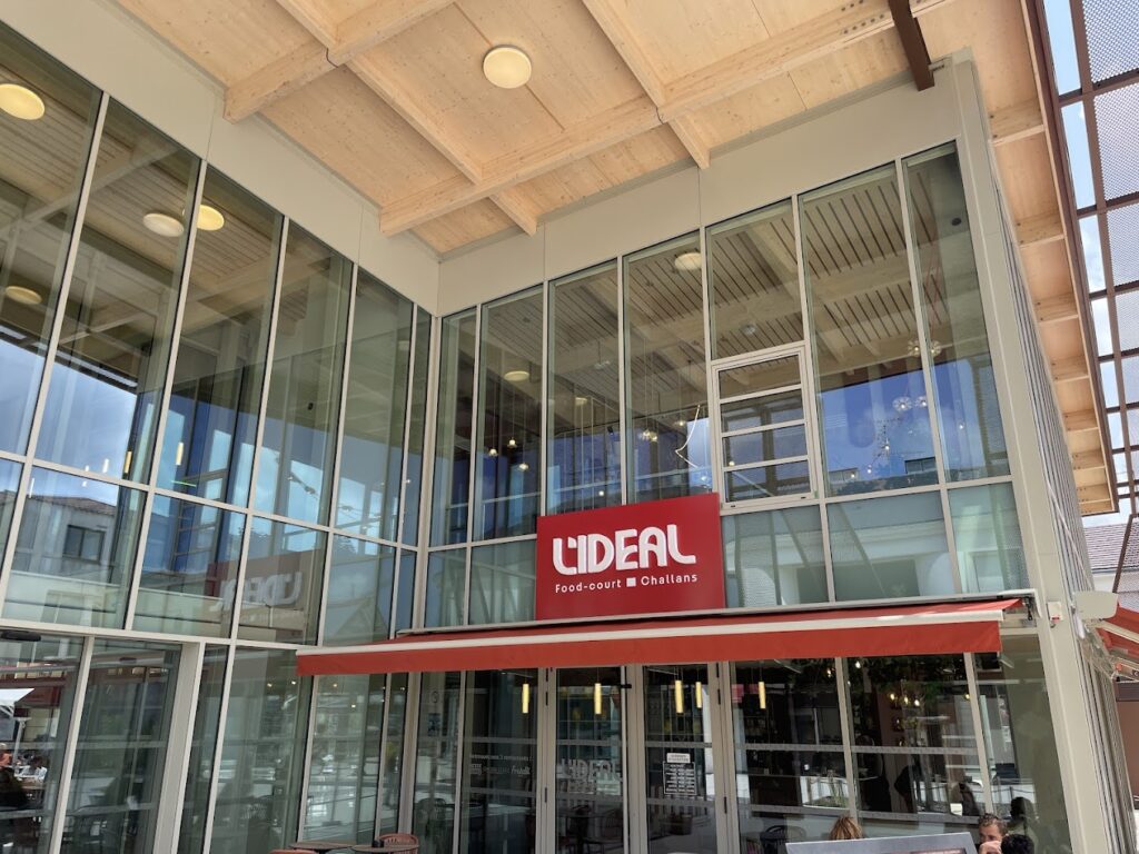 Restaurant L’idéal food-court challans à Challans, France