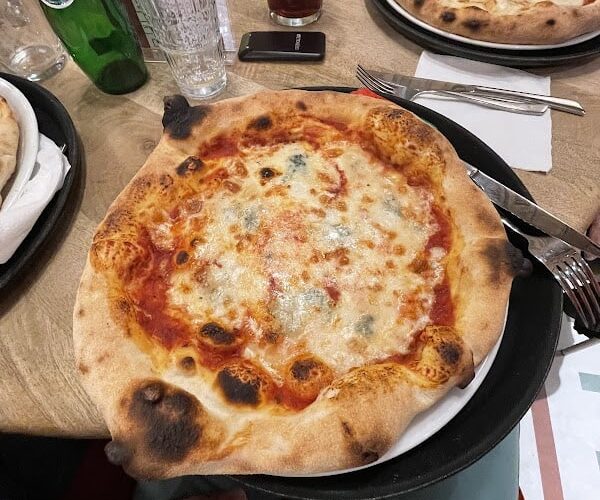 Restaurant L’idéal food-court challans à Challans, France