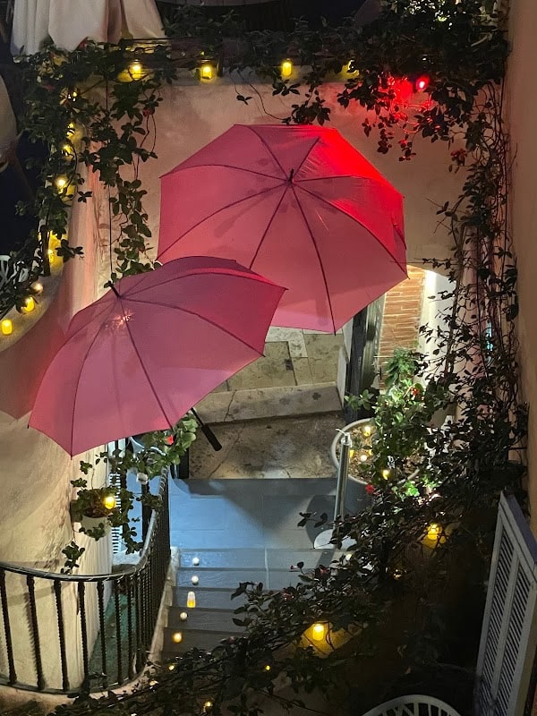 Restaurant L’Imprévu Brunch & Cocktails à Grasse, France