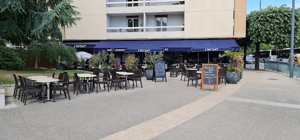 Restaurant L’instant à Poissy, France