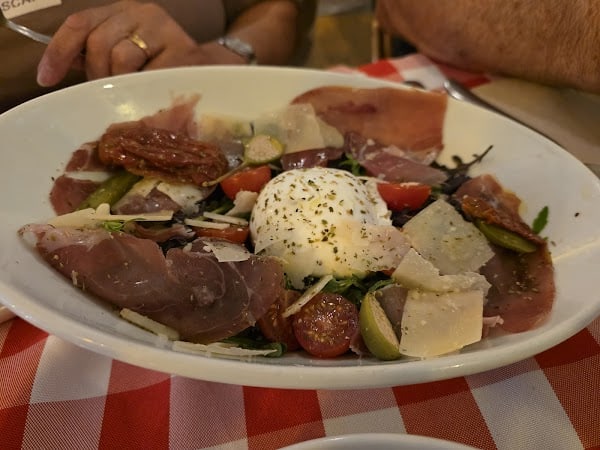 Little Italy Restaurant à Menton, France
