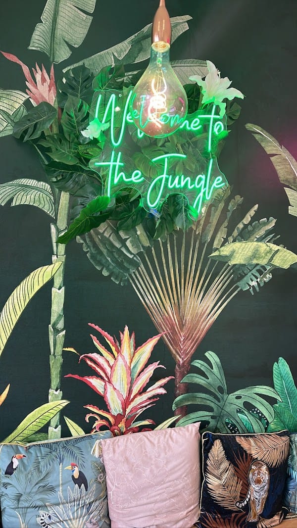 Little Kosmo – Restaurant Livry Gargan à Livry-Gargan, France