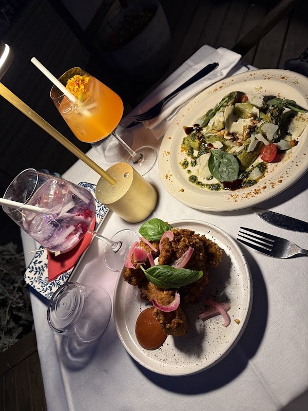 Restaurant L’Ôstral Rooftop à Antibes, France