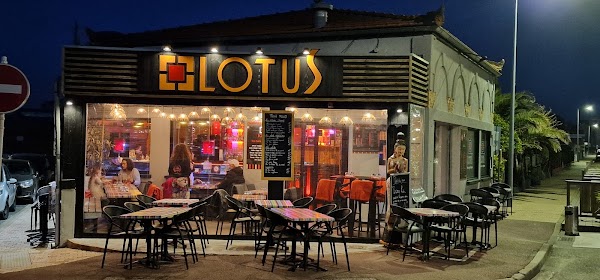 Restaurant Lotus Café Zen à Lacanau, France