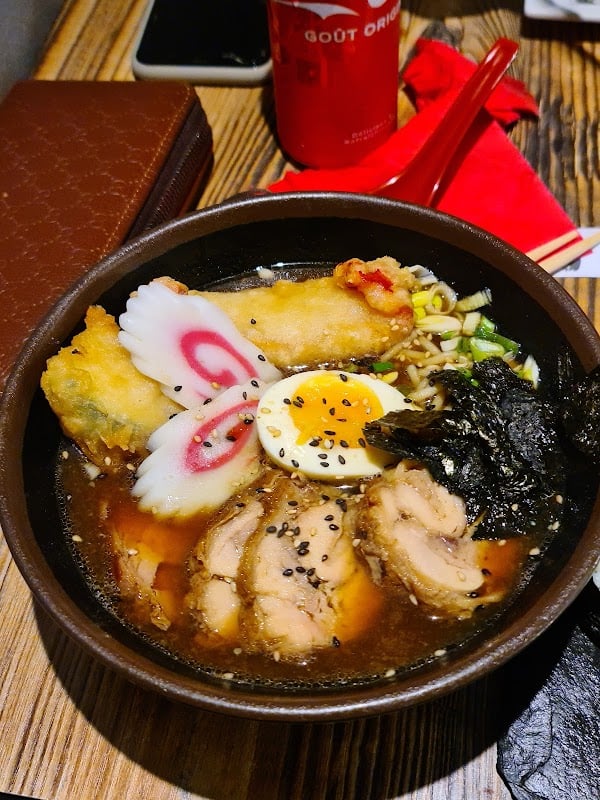 Restaurant L’Uchiwa artisan sushi à Six-Fours-les-Plages, France