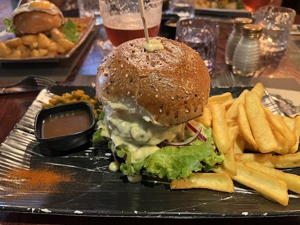 Restaurant L’Usine à Melun, France