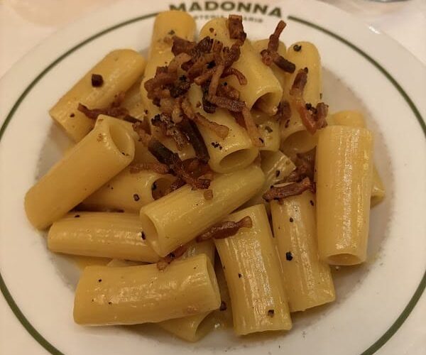 Restaurant Madonna à Paris, France