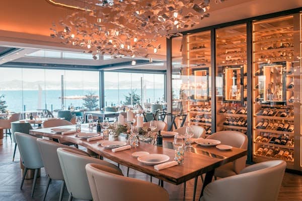 Restaurant MAISON DE BACON à Antibes, France