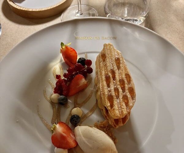 Restaurant MAISON DE BACON à Antibes, France