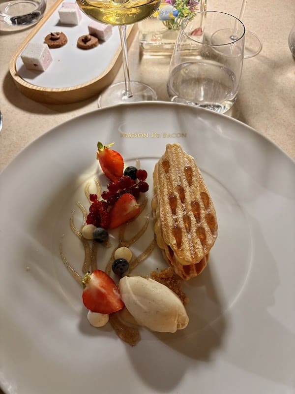 Restaurant MAISON DE BACON à Antibes, France