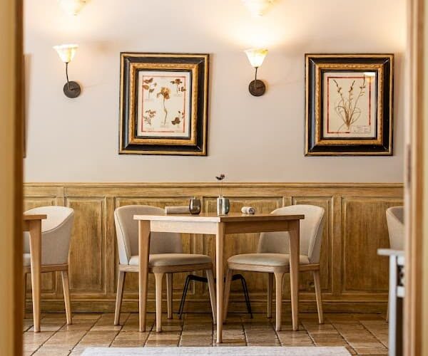 Restaurant Maison Hache à Eygalières, France