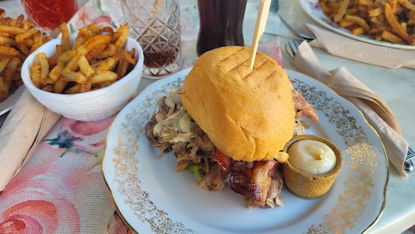 Restaurant Mamie Louise à Honfleur, France