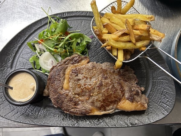 Restaurant Mamzelle Edith à Ancenis-Saint-Géréon, France