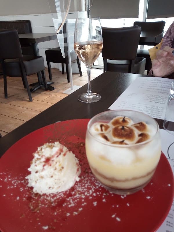 Restaurant Manon Des Sources à Six-Fours-les-Plages, France