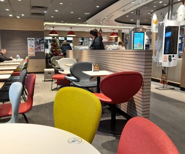 Restaurant McDonald’s à Châteaubriant, France