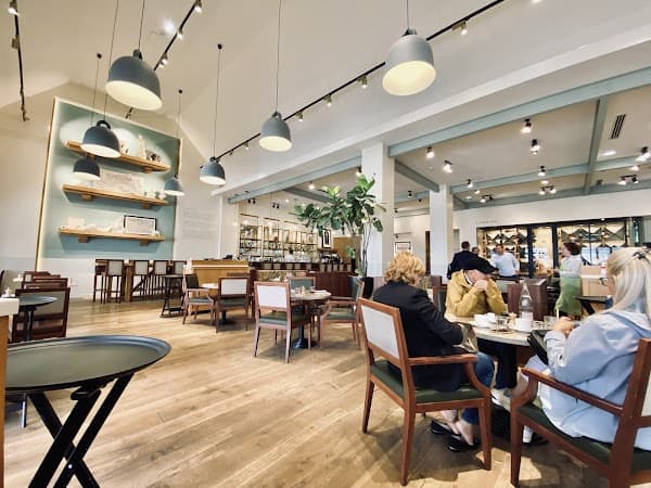 Restaurant Menu Palais à Serris, France