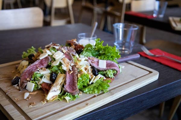 MEUH ! Restaurant Albi Le Séquestre à Albi, France