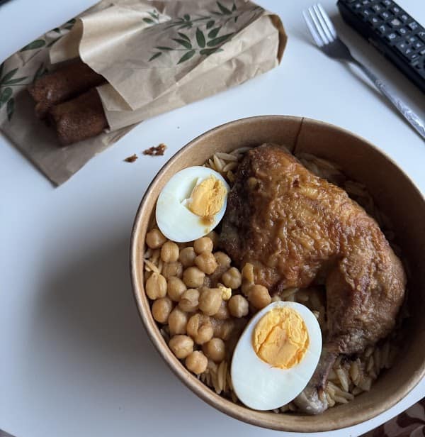 Restaurant Mom’s Kitchen (uniquement sur commande [prévoir des délais en fonction de la commande]) à Vitry-sur-Seine, France