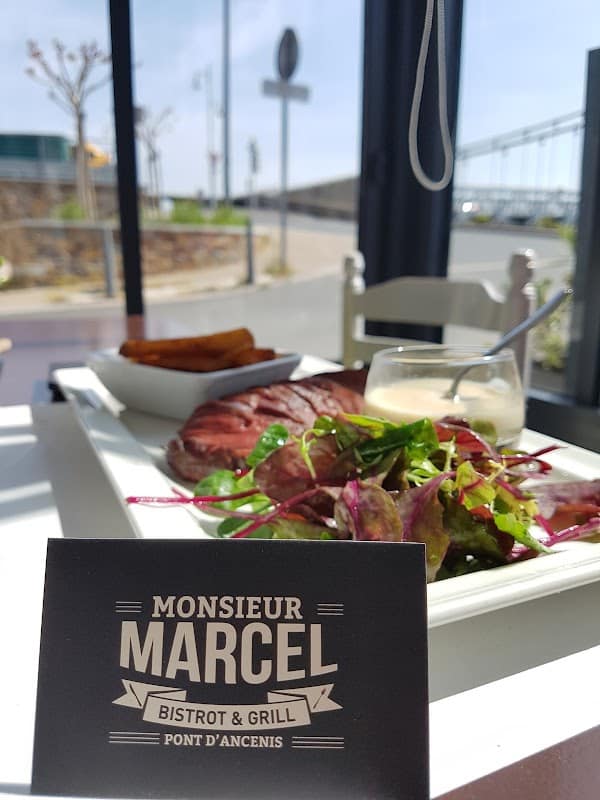 Monsieur Marcel restaurant grill Ancenis à Ancenis-Saint-Géréon, France