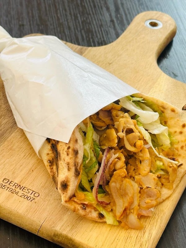 Restaurant Naan Pizza à Juvignac, France