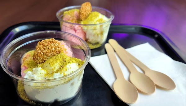 Restaurant Noura Val d’Europe à Serris, France