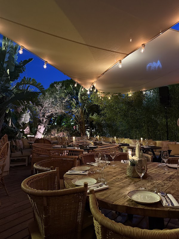 Restaurant NÜSA Saint-Tropez à Saint-Tropez, France