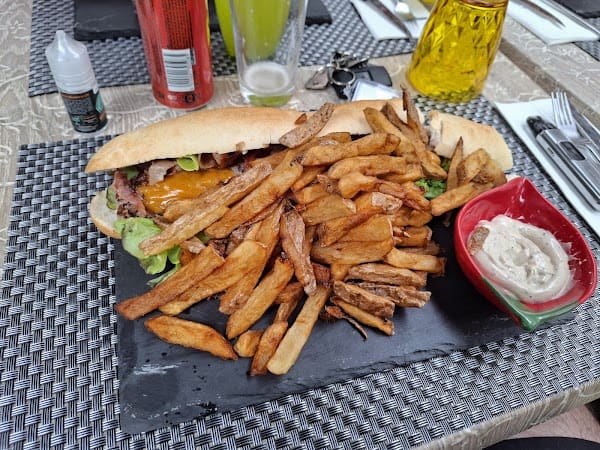 Restaurant Ô Folles Papilles à Challans, France