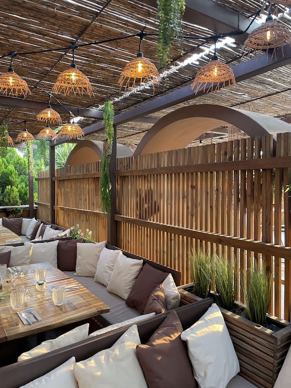 Restaurant Ô-VA-NA à Torreilles, France