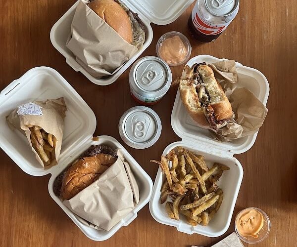 Restaurant Omi corner à Fréjus, France