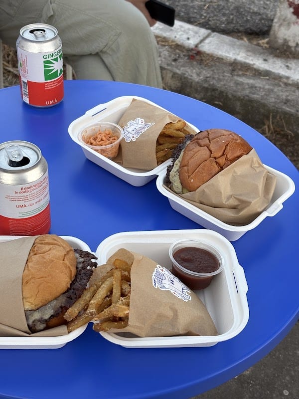 Restaurant Omi corner à Fréjus, France