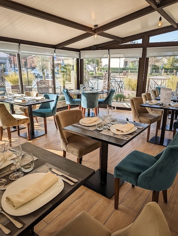 Restaurant O’PETIT PAVÉ à Serris, France