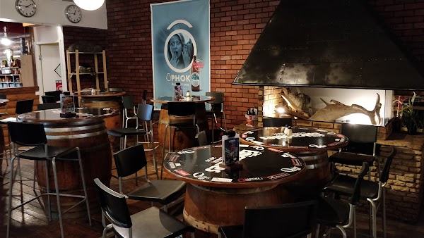 Restaurant O’ptit Quebec Music Cafe à Pessac, France