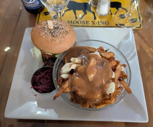 Restaurant O’ptit Quebec Music Cafe à Pessac, France