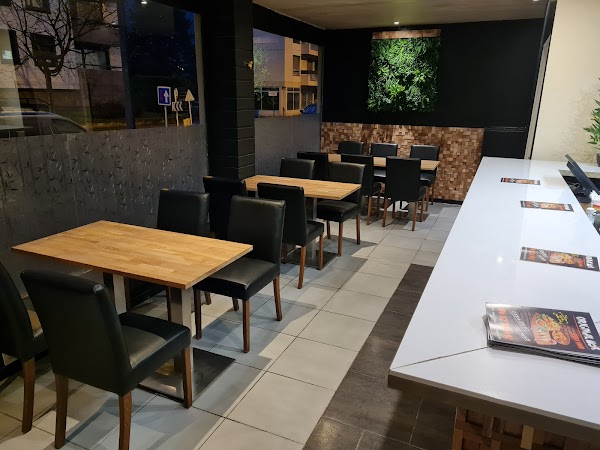 Restaurant ORIGINAL WOK à Cluses, France