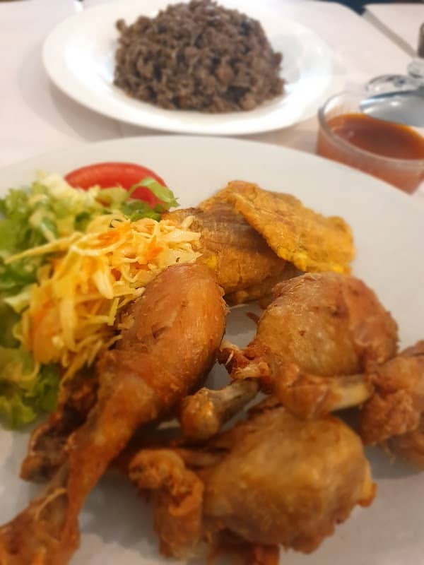 Restaurant Paradis Des Antilles à Saint-Denis, France