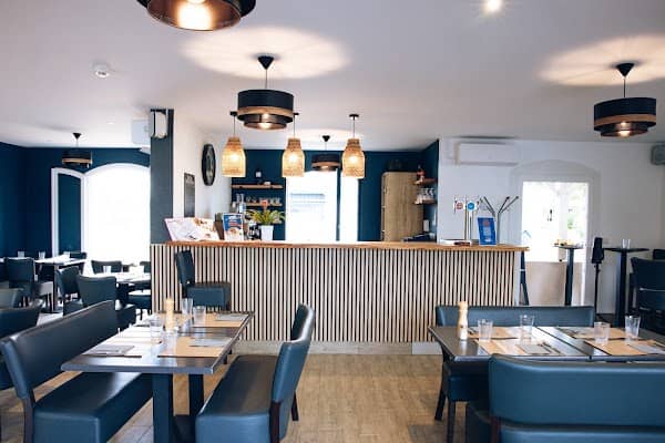 Restaurant Passe à la maison à Angoulême, France