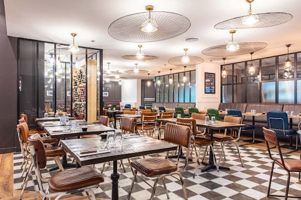 Pépé & Mémé Restaurant à Noisy-le-Grand, France