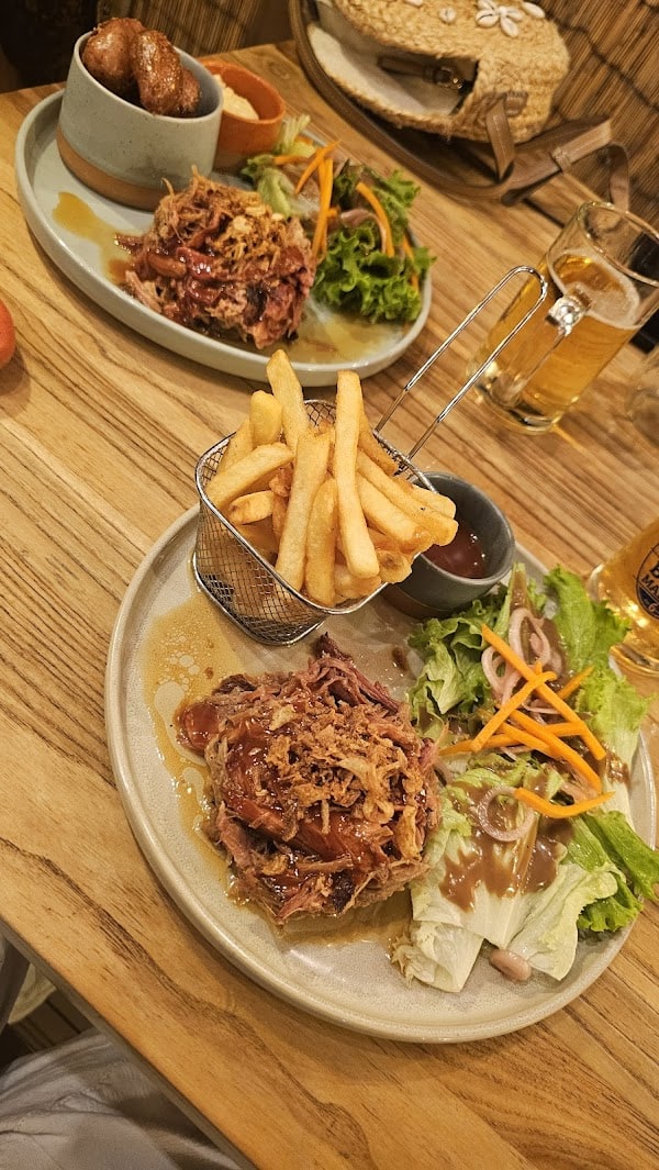 Restaurant Pig Beach BBQ à Saint-Leu, La Réunion