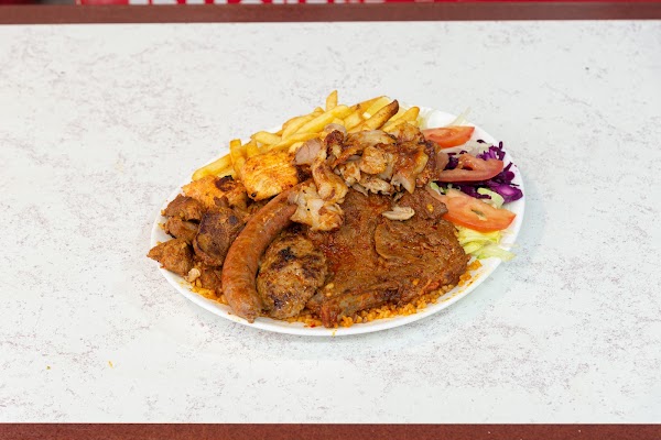 Restaurant Pinar Kebab à Montfermeil, France