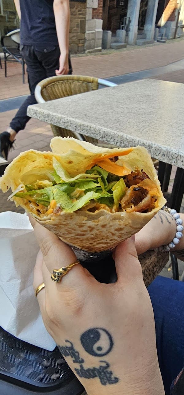 Restaurant Pita Izmir à Marche-en-Famenne, Belgique