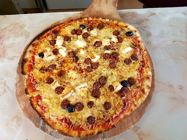 Restaurant Pizz’ Eyguièrenne à Eyguières, France