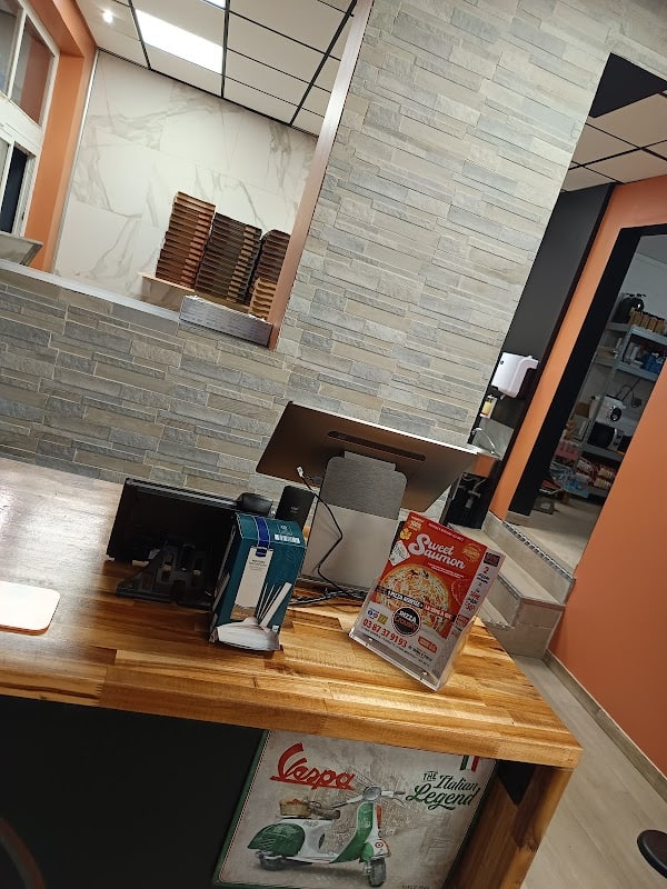 Restaurant Pizza Crousty 57 à Montigny-lès-Metz, France