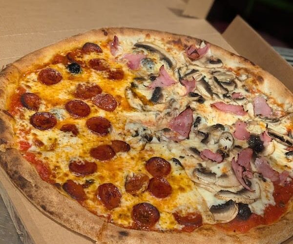 Restaurant Pizza o’fada à Eyguières, France