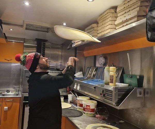 Restaurant Pizza o’fada à Eyguières, France