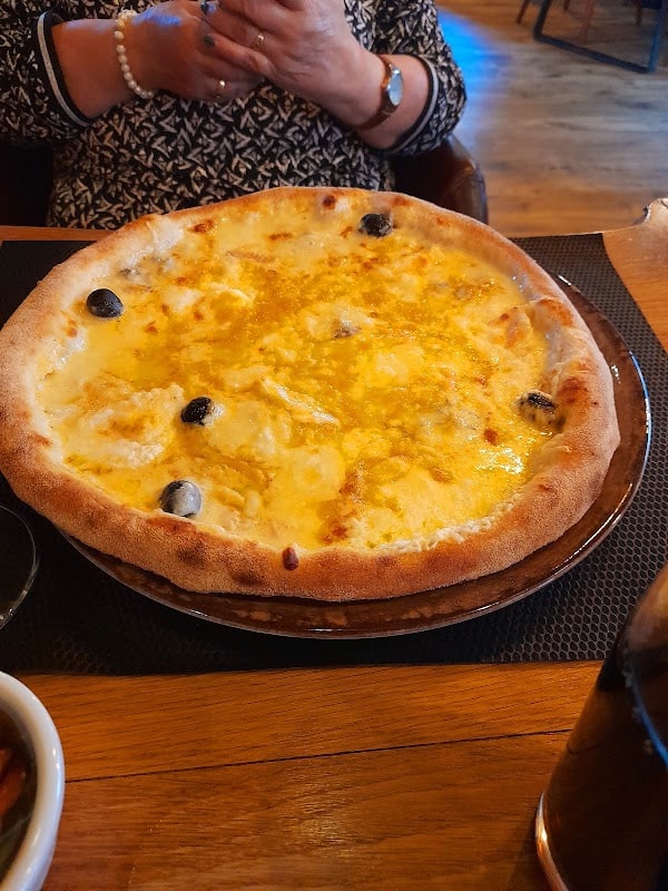 Restaurant pizza plus à Val de Briey, France