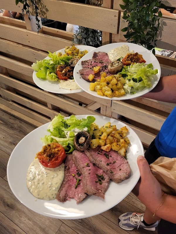 Restaurant Pizzéria La Pinède à Les Arcs, France