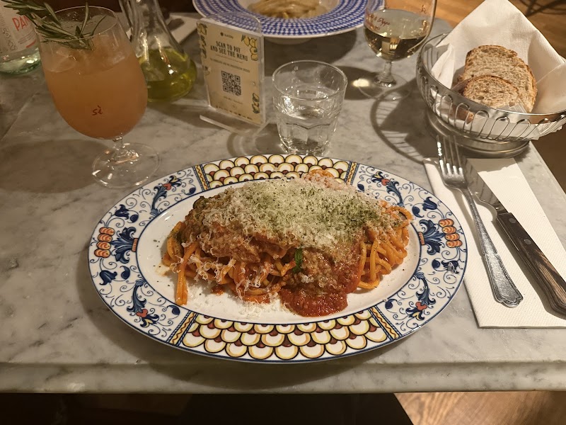 Restaurant Pizzeria Popolare à Paris, France