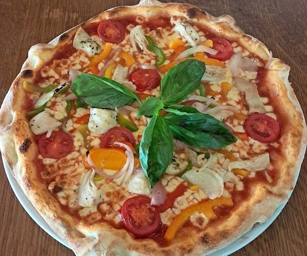 Pizzeria restaurant Mirabella à Saint-Denis, France