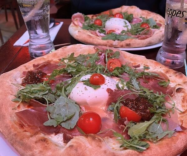 Restaurant Pizzeria Rialto à Saint-Denis, France