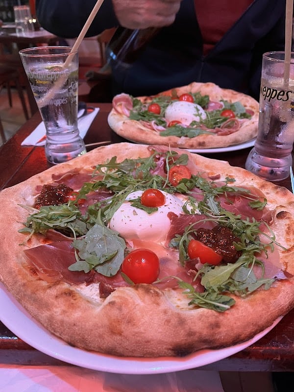 Restaurant Pizzeria Rialto à Saint-Denis, France